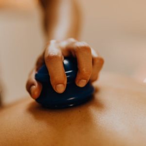 Explorez les bienfaits du tapis d’acupression : détente et soulagement à domicile