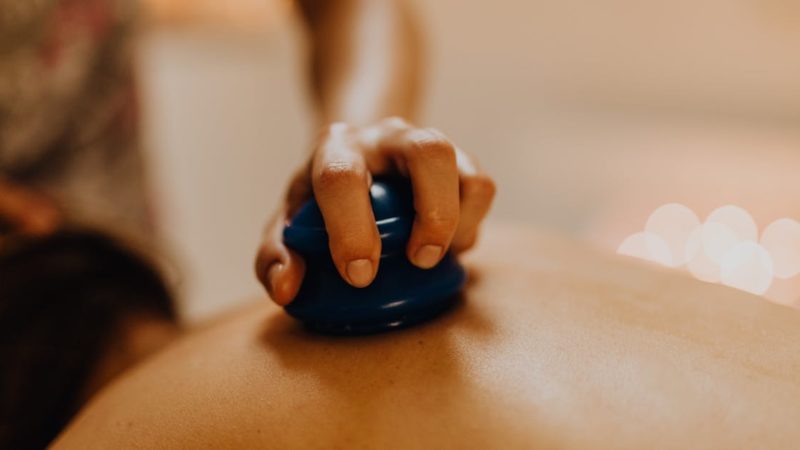 Explorez les bienfaits du tapis d’acupression : détente et soulagement à domicile