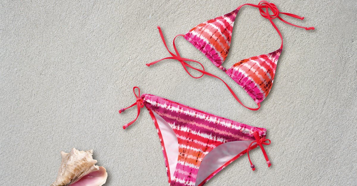 découvrez notre sélection élégante de lingerie satisfaisant tous les goûts. des ensembles raffinés aux pièces confortables, trouvez la lingerie parfaite qui met en valeur votre silhouette tout en vous offrant un confort optimal. explorez notre collection dès maintenant et laissez-vous séduire par la beauté et le détail de chaque création.