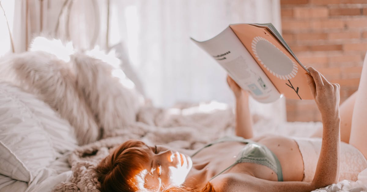 découvrez notre collection exquise de lingerie, alliant confort et sensualité. que vous cherchiez des ensembles délicats, des nuisettes élégantes ou des pièces audacieuses, trouvez la lingerie parfaite pour chaque occasion et révélez votre confiance en vous.