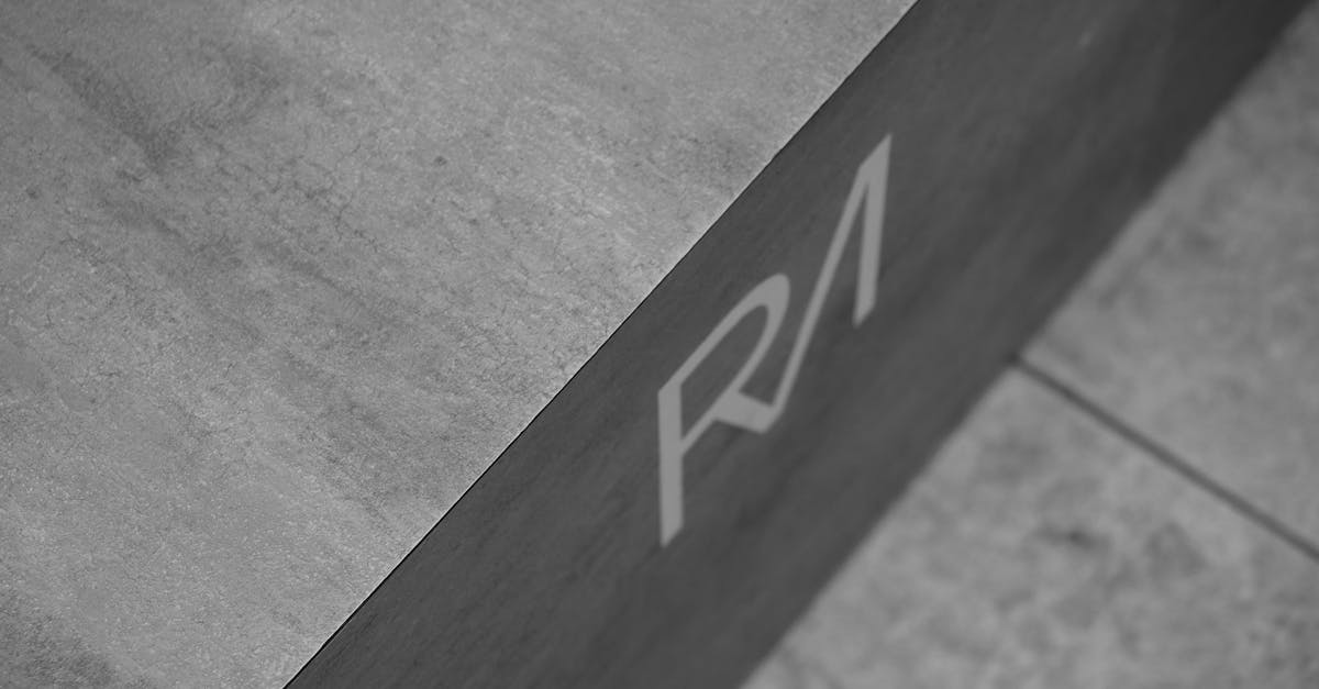 découvrez l'importance des marques déposées, leur rôle dans la protection des produits et services, ainsi que les étapes essentielles pour enregistrer une marque efficacement. protégez votre identité commerciale dès aujourd'hui.