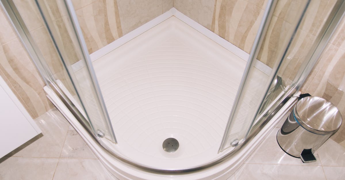 découvrez notre large sélection d'accessoires de douche pour optimiser votre expérience de bain. du porte-savon aux rideaux de douche, transformez votre salle de bain en un espace fonctionnel et élégant.